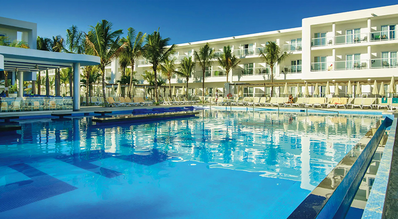 caribbean party hotels riu reggae jamaica adults-only escape