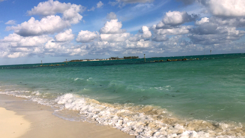bahamas tourist attractions cable beach