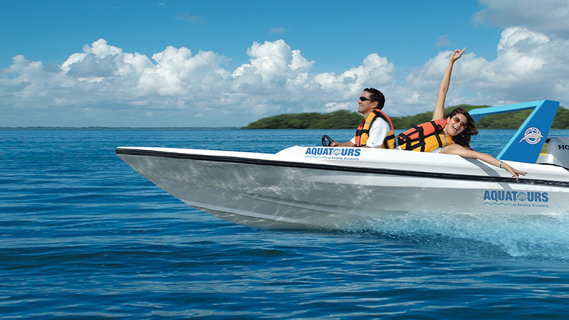 best things to do in cancun mexico boat tours