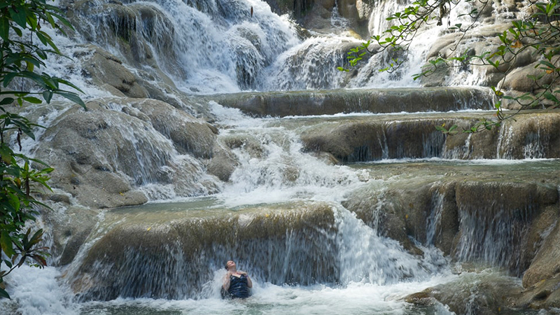 best things to do in the caribbean dunns river falls
