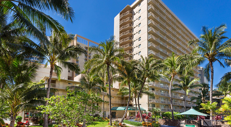 best hawaiian resorts for 2023 courtyard waikiki beach honolulu hawaii family travel