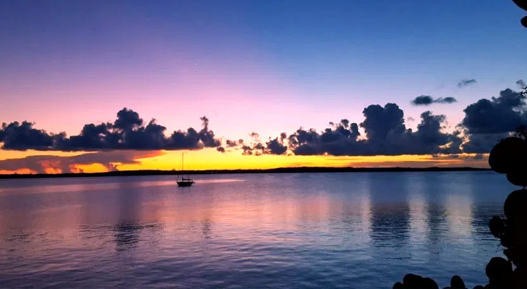 paradise island sunset cruise
