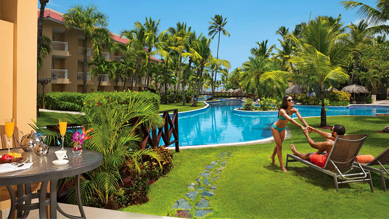 top caribbean resorts swim-up suites dreams punta cana dominican republic