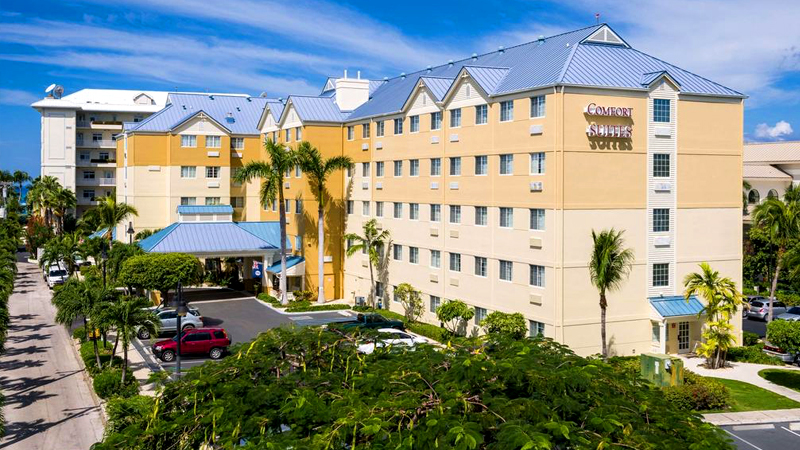 top hotels on seven mile beach comfort suites cheap motel grand cayman