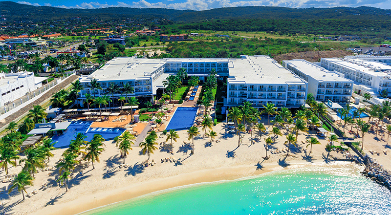top adults-only resorts in jamaica riu palace jamaica montego bay luxury escape