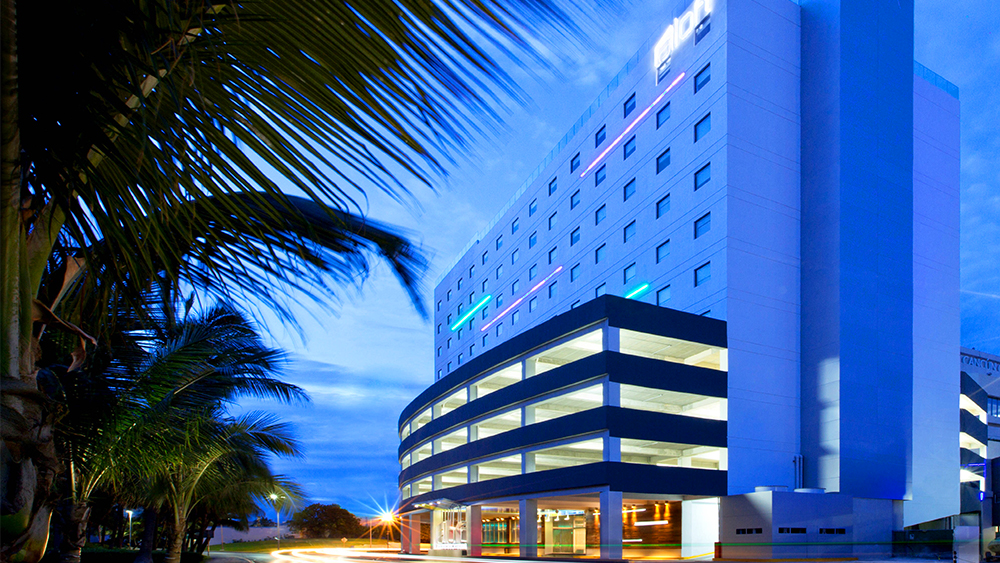 aloft cancun mexico hotel zone vacation