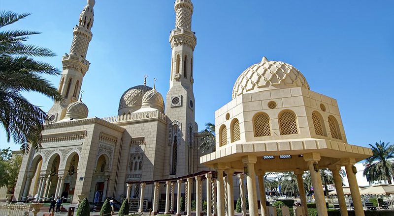 holiday in dubai jumeirah mosque