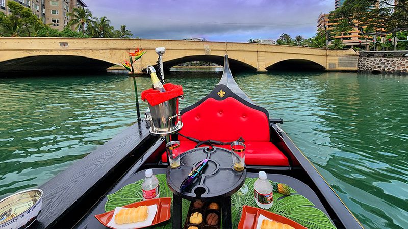 top things to do in honolulu hawaii fun waikiki venetian gondola cruise